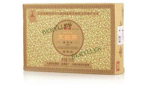 Old Tea Nubs * 2010 Yunnan Menghai Dayi  Ripe Pu'er Tea Brick 250g * Free Shipping