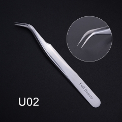 U02