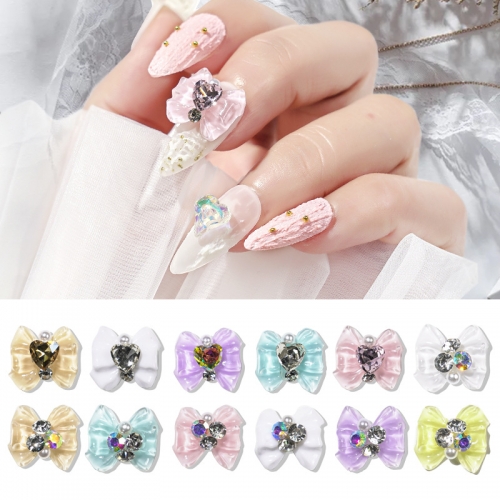 1 whee lNail Art White Butterfly Diamond Design Crystal Heart-shaped Rhinestones Nail Jewelry High Quality Nail Art Decorations