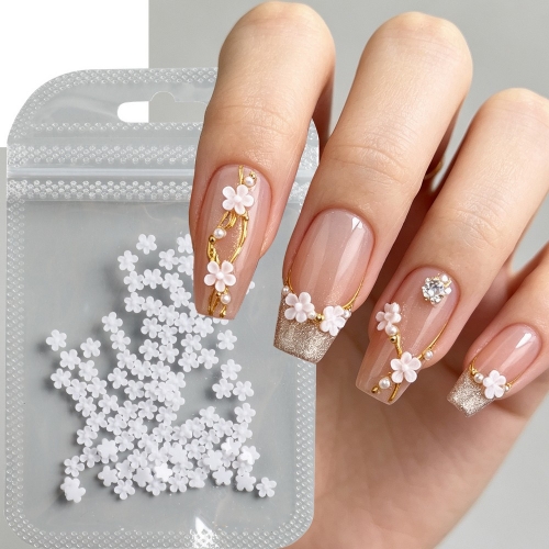 100pcs/bag 3D Mini Acrylic White Flower Nail Charms 5 Petals Designs Japanese Floral Nail Art Decor Elegant Wedding Nail Accessories
