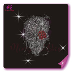 Skull rhinestone transfer