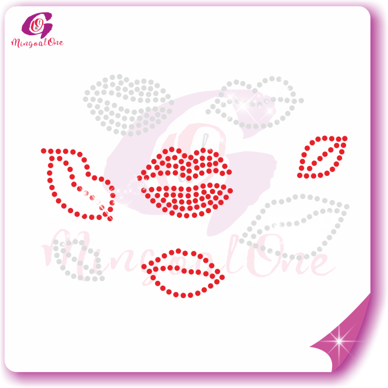 Brand lips rhinestone Transfer