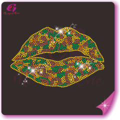 Brand lips rhinestone Transfer