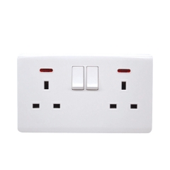 Marine Cabin Switch Socket 250V/13A | CZE2-2B-2Y