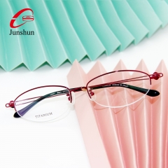 8820 - Diamond with titanium lines optical frame for lady