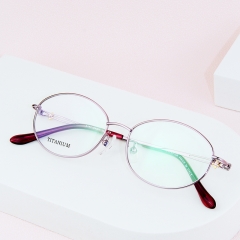 5065 - Small Size full rim titanium frame for lady