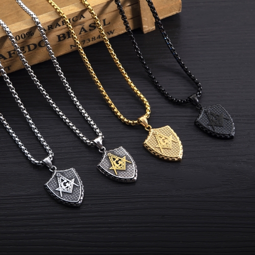Collar de acero titanio MPKN-0016