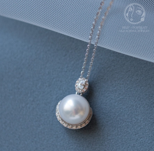 Elegant, necklace, 925 silver, gold plated with freshwater pearl and cubic zirconia