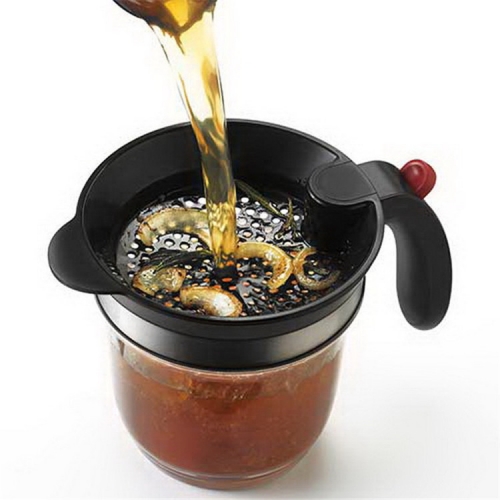 Multifunctional oil pot, grease separator, gravy separator