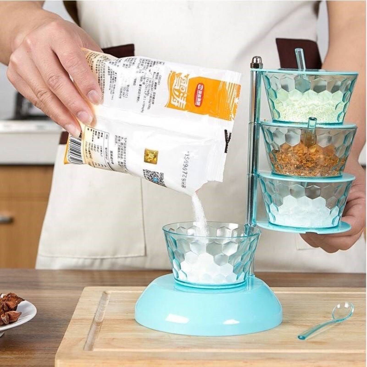 Vertical seasoning box rotatable multilayer seasoning box kitchen