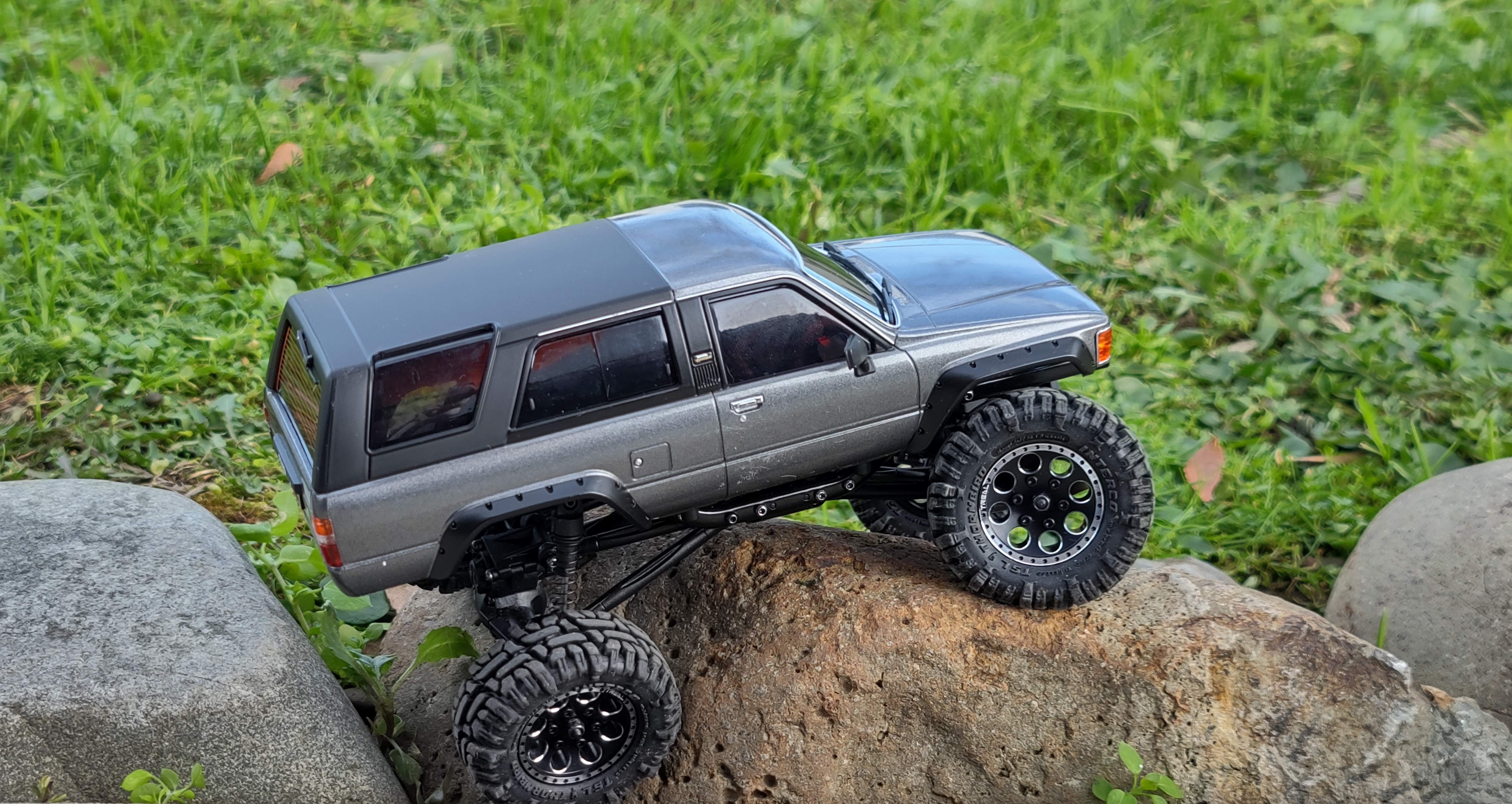 BrewJa Jante de Roue Beadlock de 1.0 Pouces, moyeu en Acier estampé à Plat  Profond for Voiture à chenilles axiale RC 1/18 1/24 SCX24 AX24 TRX4M