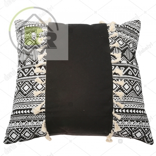 Ethnic printed cotton cushion