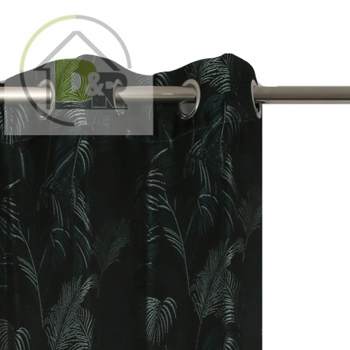 Yan-dye jacquard curtain