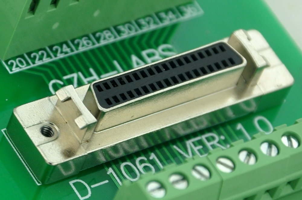 CZH-LABS DIN Rail Mount 36-pin Half-Pitch/0.05" D-SUB Female Interface Module, DSUB, SCSI.