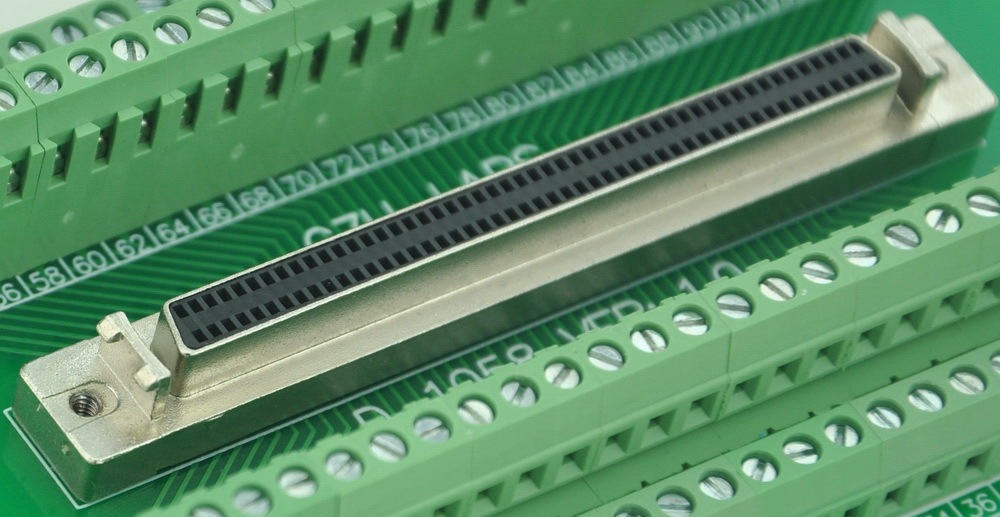 CZH-LABS DIN Rail Mount 100-pin Half-Pitch/0.05" D-SUB Female Interface Module, DSUB,SCSI.