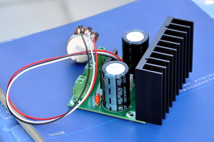 AUDIOWIND 5 Amps 1.5 to 32V Adjustable Voltage Regulator Module, External Potentiometer Adjust.