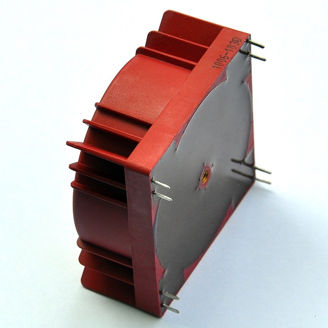 AUDIOWIND In 115/230Vac Out 2x15Vac 15 Watts(VA) Encapsulated Toroidal Power Transformer.