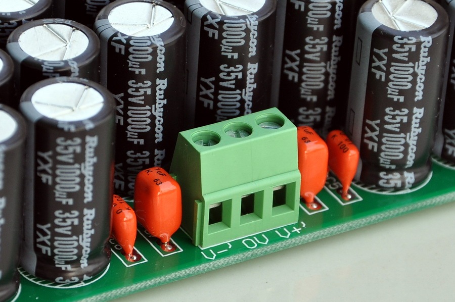 AudioWind 100,000uF Capacitors Module Board, for Upgrade Audio PreAMP or Power AMP.