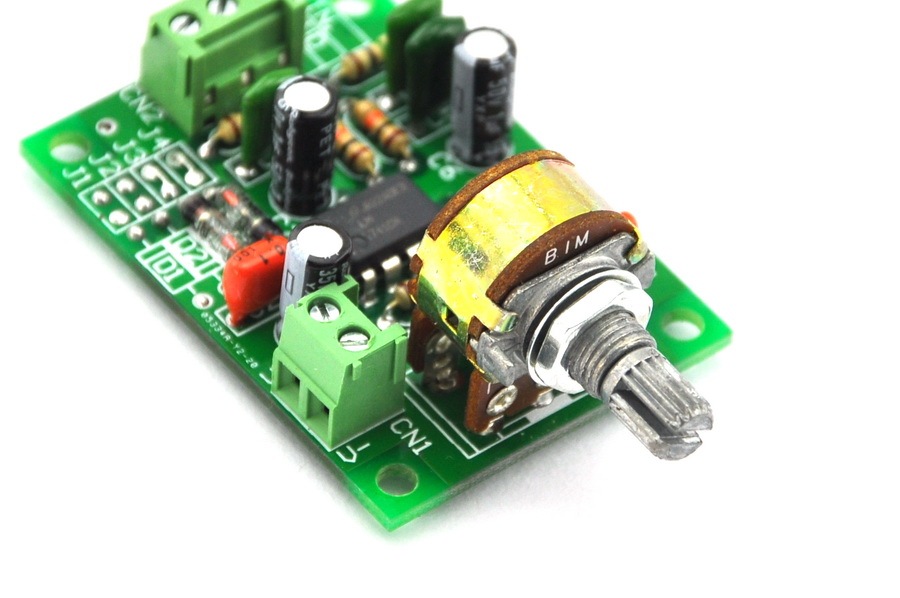 ELECTRONICS-SALON Guitar Distortion Effect Module Board, 1N270 Germanium Soft-clipped Distortion.