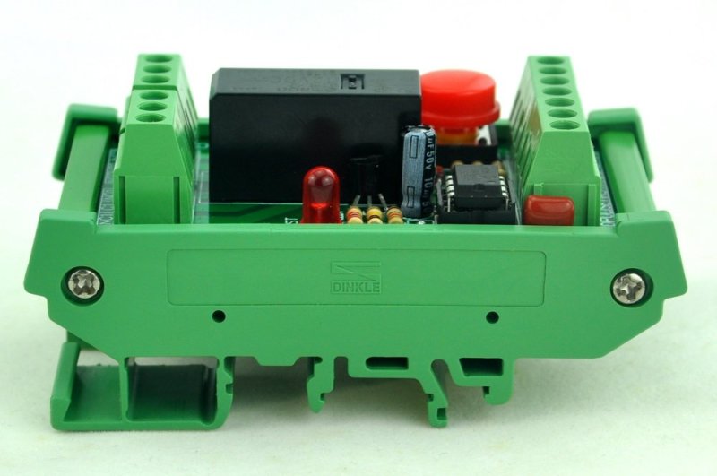 DIN Rail Momentary-Switch/Pulse-Signal Control Latching DPDT Relay Module, 24V.