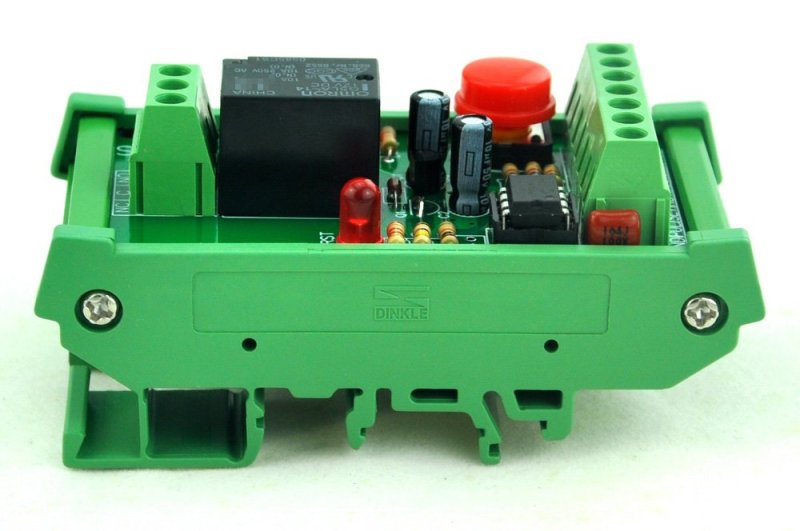 DIN Rail Momentary-Switch/Pulse-Signal Control Latching SPDT Relay Module, 24V.