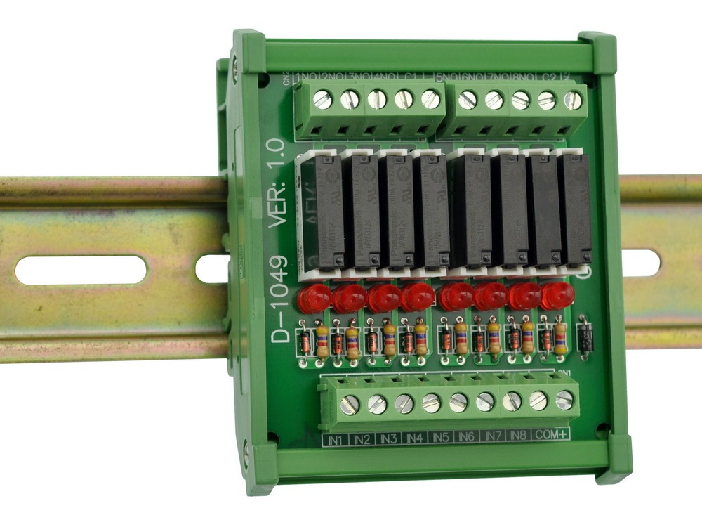 CZH-LABS Slim DIN Rail Mount DC24V Sink/NPN 8 SPST-NO 5A Power Relay Module, APAN3124