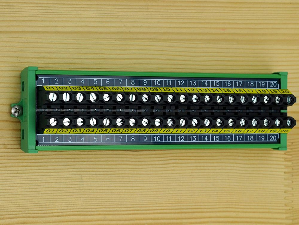 20 Position 30Amp/300V Screw Terminal Block Distribution Module (Screw Mount)