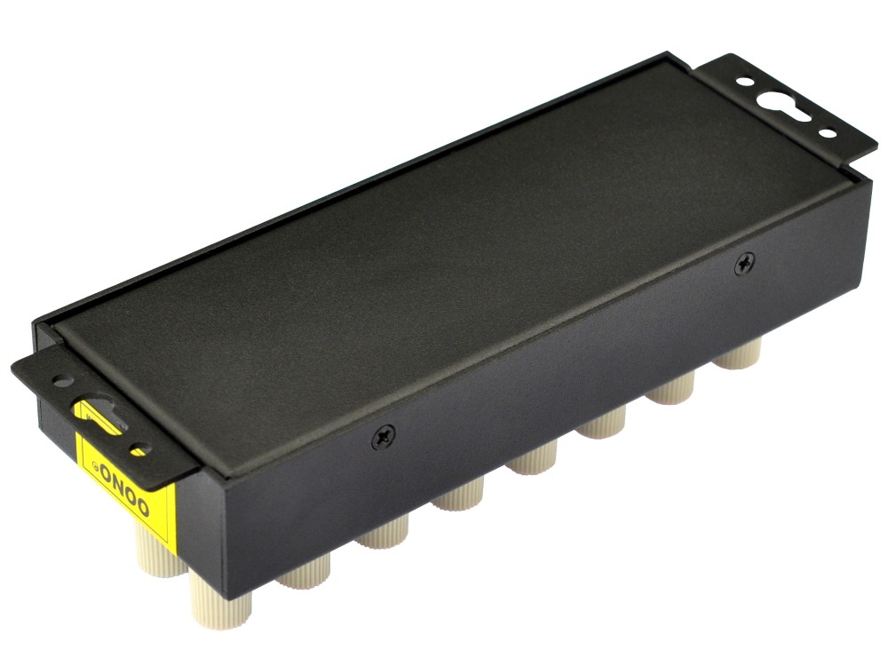 F-1043 Banana Jack 8 Outlet Power Distribution Strip Box