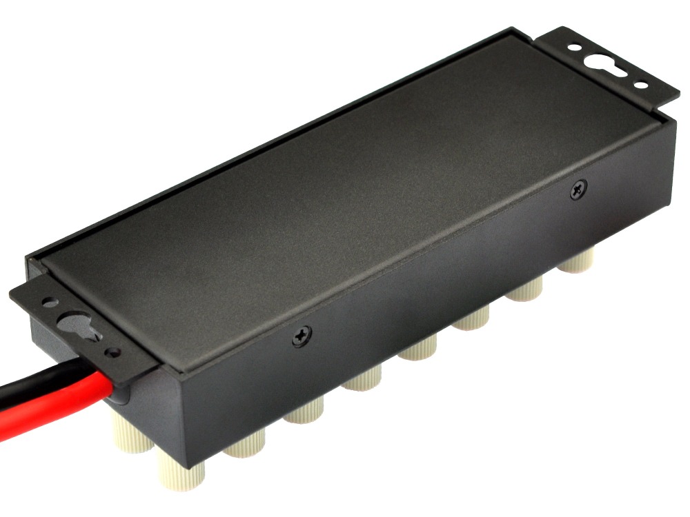 F-1028 Wired Banana Jack 8 Outlet DC Power Distribution Strip Box