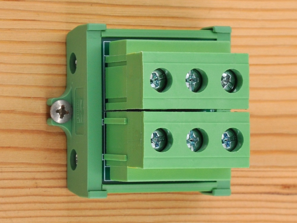 Screw Mount 52Amp 300V 3 Position Screw Terminal Block Distribution Module