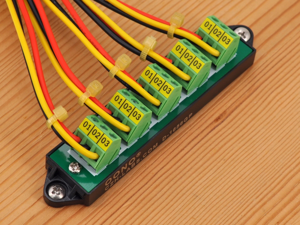16Amp 300V 3x5 Position Terminal Block Distribution Module. OONO D-1656GP