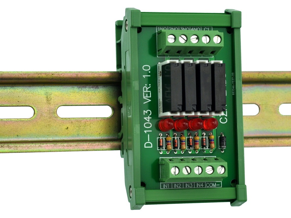 CZH-LABS Slim DIN Rail Mount DC5V Source/PNP 4 SPST-NO 5A Power Relay Module, APAN3105