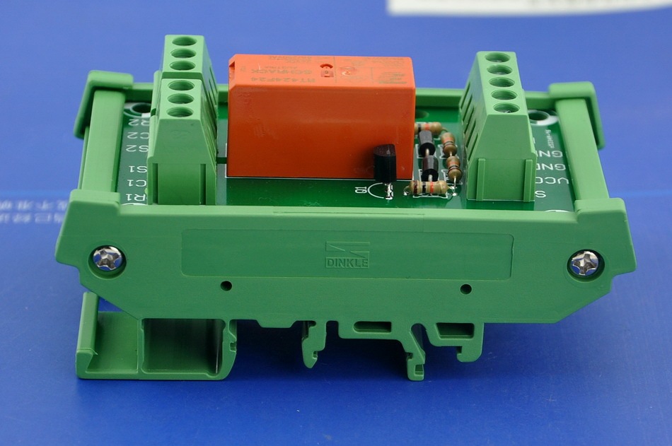 ELECTRONICS-SALON Bistable DPDT 8 Amp Relay Module, DC24V Coil, with DIN Rail Carrier Housing