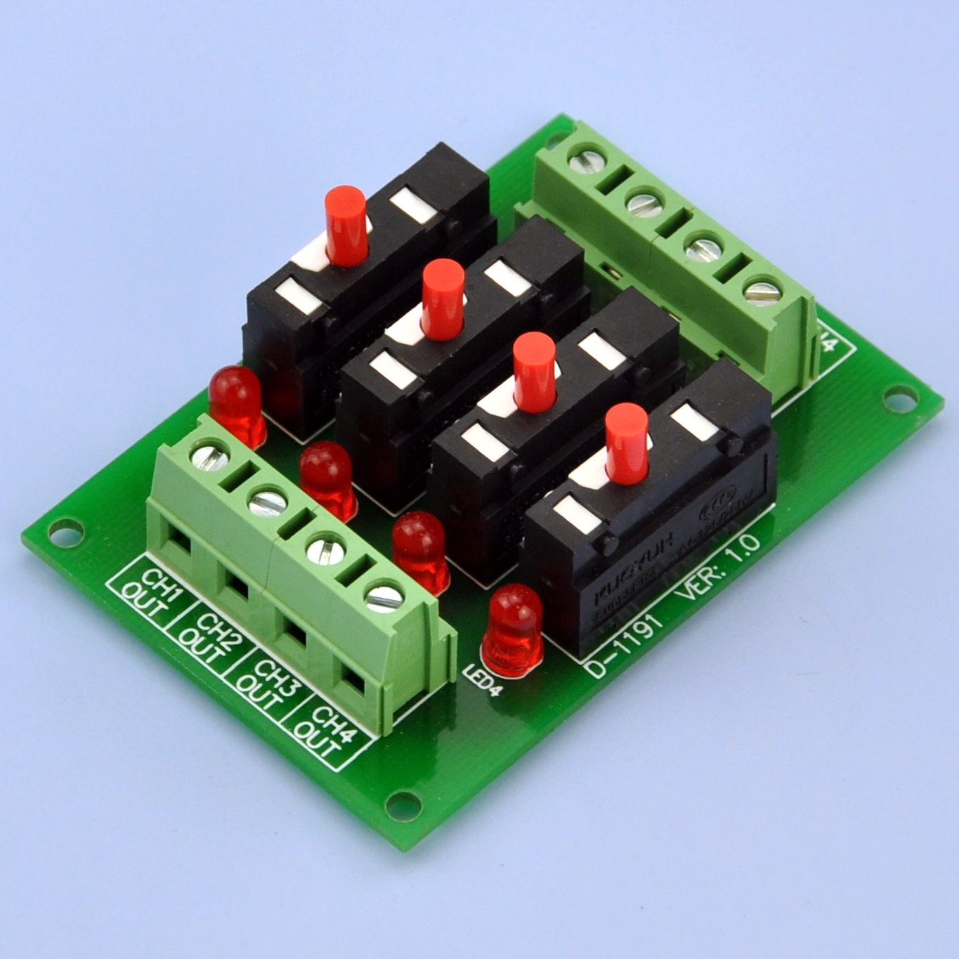 Panel Mount Independent 4 Channels Thermal Circuit Breaker Module.