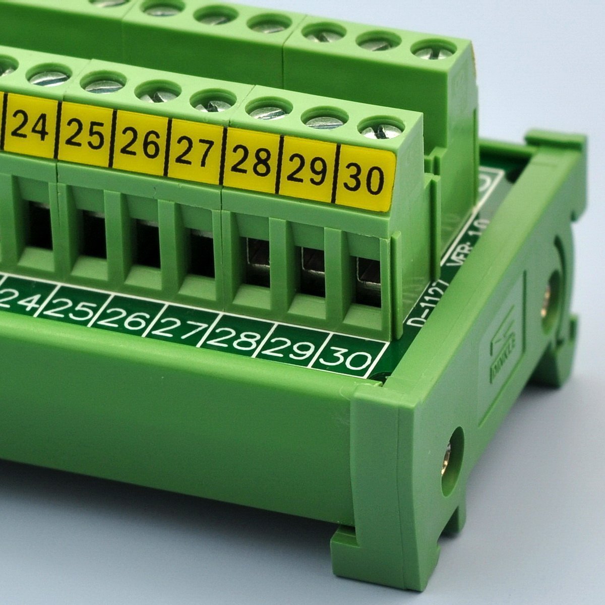 CZH-LABS DIN Rail Mount 24A/400V 30 Position Screw Terminal Block Distribution Module.