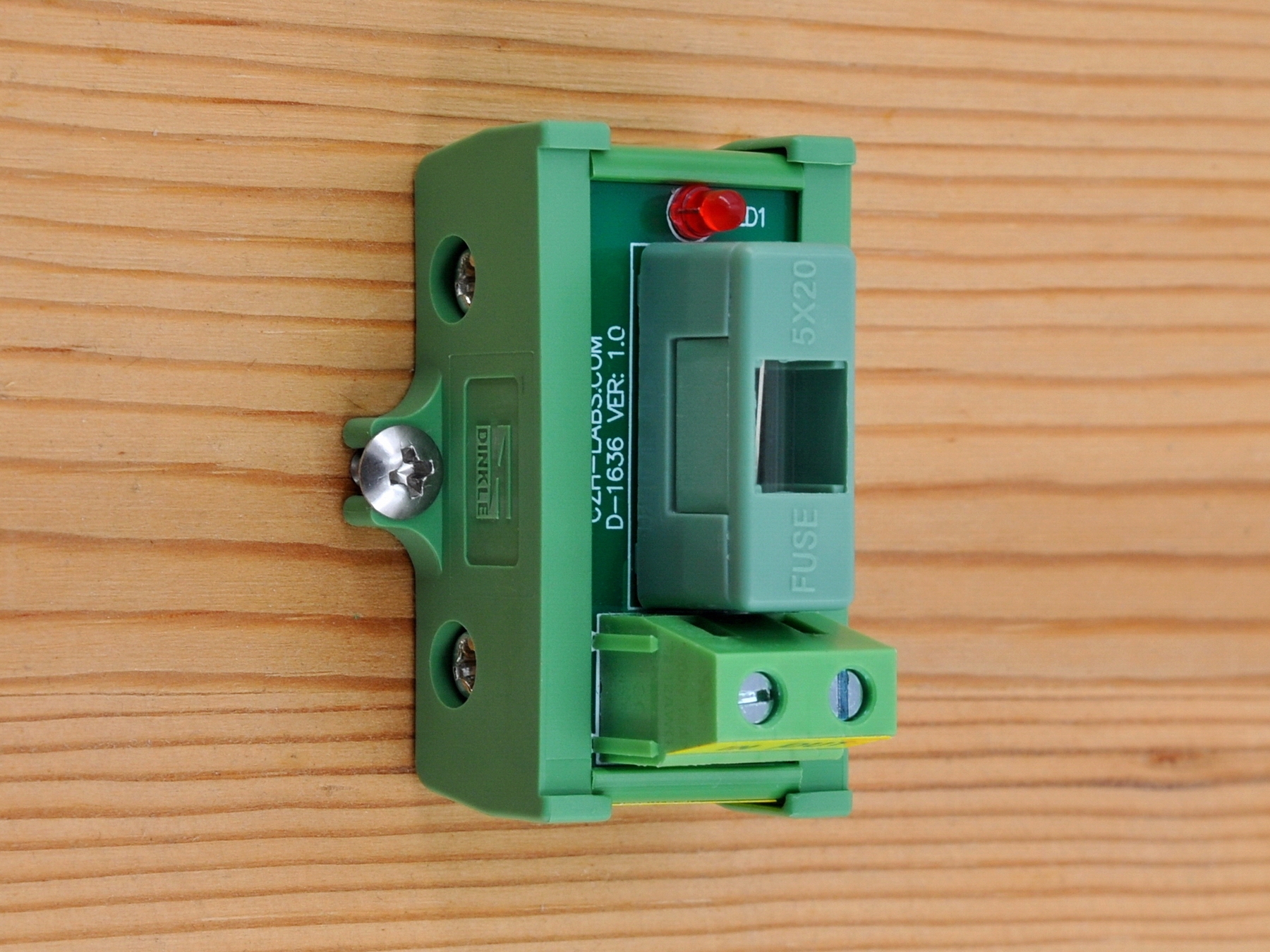 Screw Mount DC 5 - 50V 1 Channel Fuse Module, OONO D-1636DP
