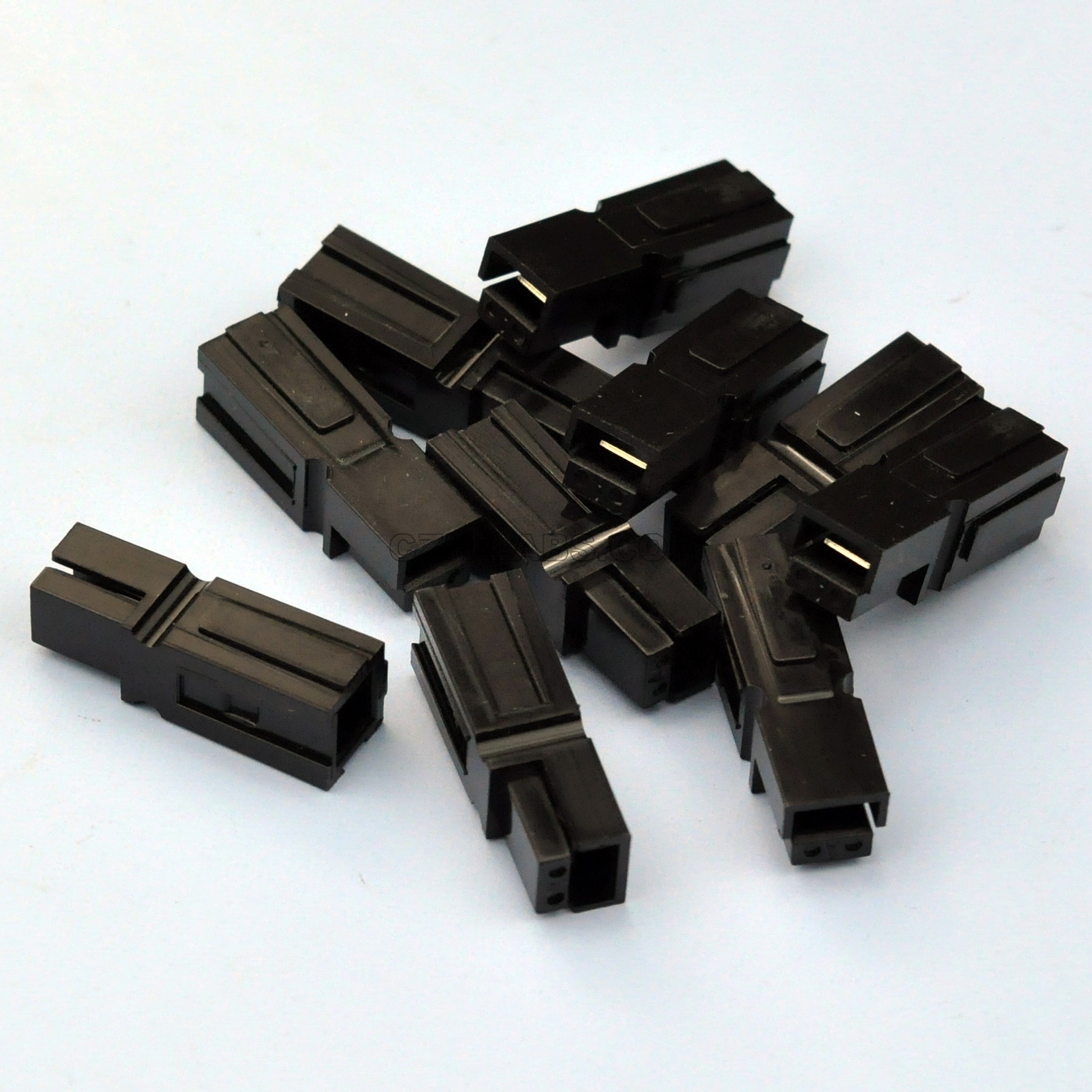 Powerpole PP15-45 Standard Black Housing, Compatible with Anderson 1327-G6.