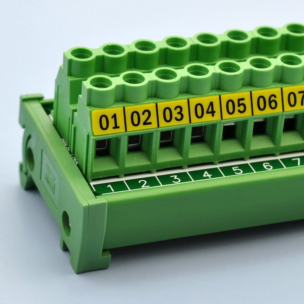 CZH-LABS DIN Rail Mount 30A/300V 20 Position Screw Terminal Block Distribution Module.