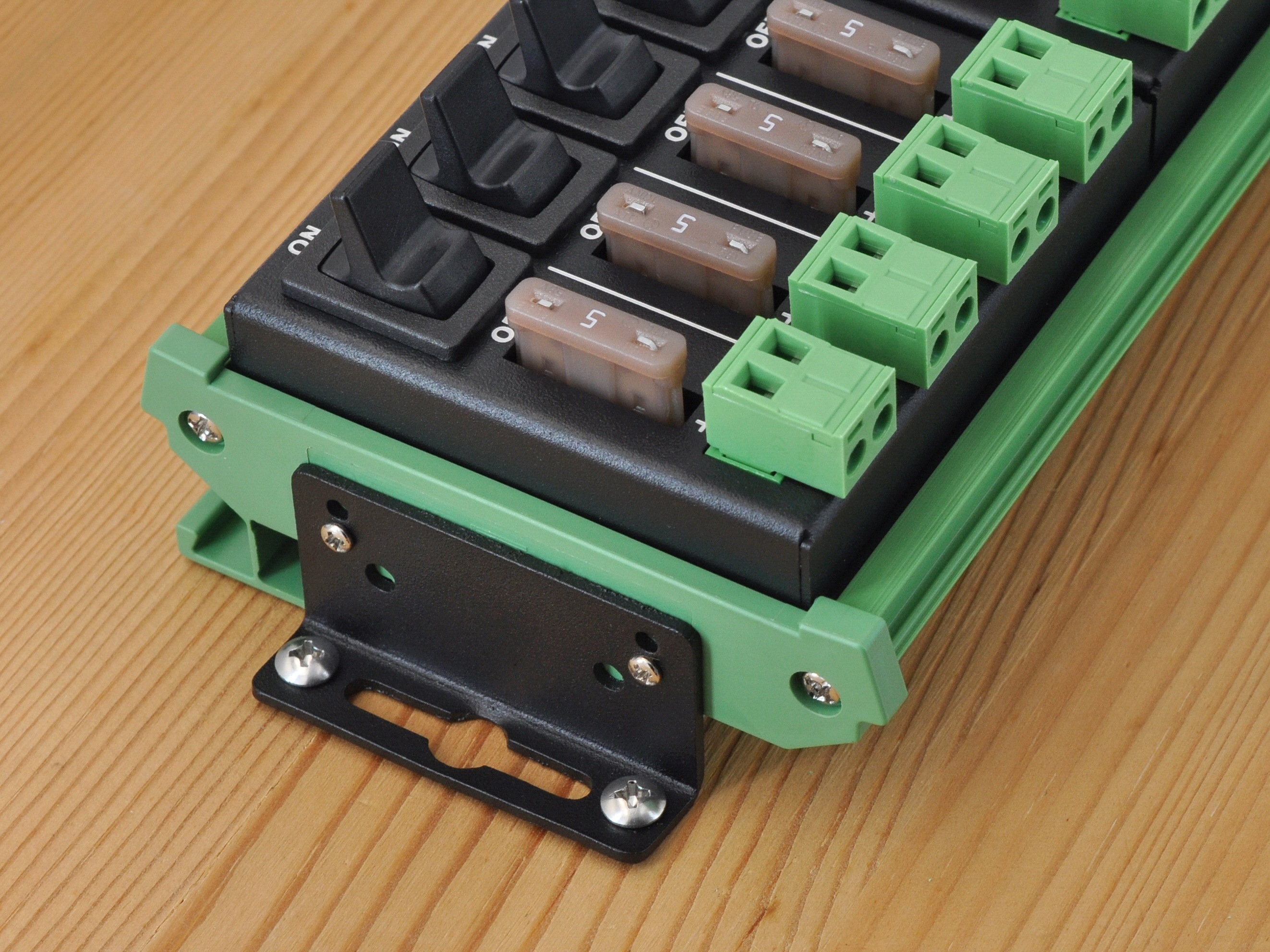 DC Power Distribution Module, 52Amp 16 Channel, Paddle Switch, Fused, Pluggable Top Wiring Terminal Block, DIN Rail and Screw Mount