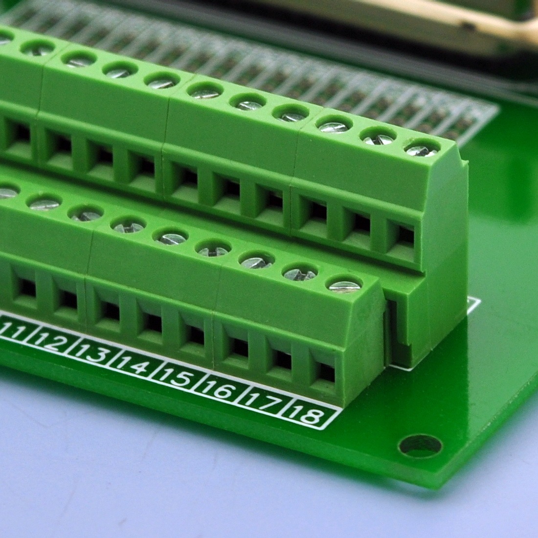 CZH-LABS 36-Pin 0.085" Centronics Vertical Female Ribbon Connector Screw Terminal Block Breakout Board.