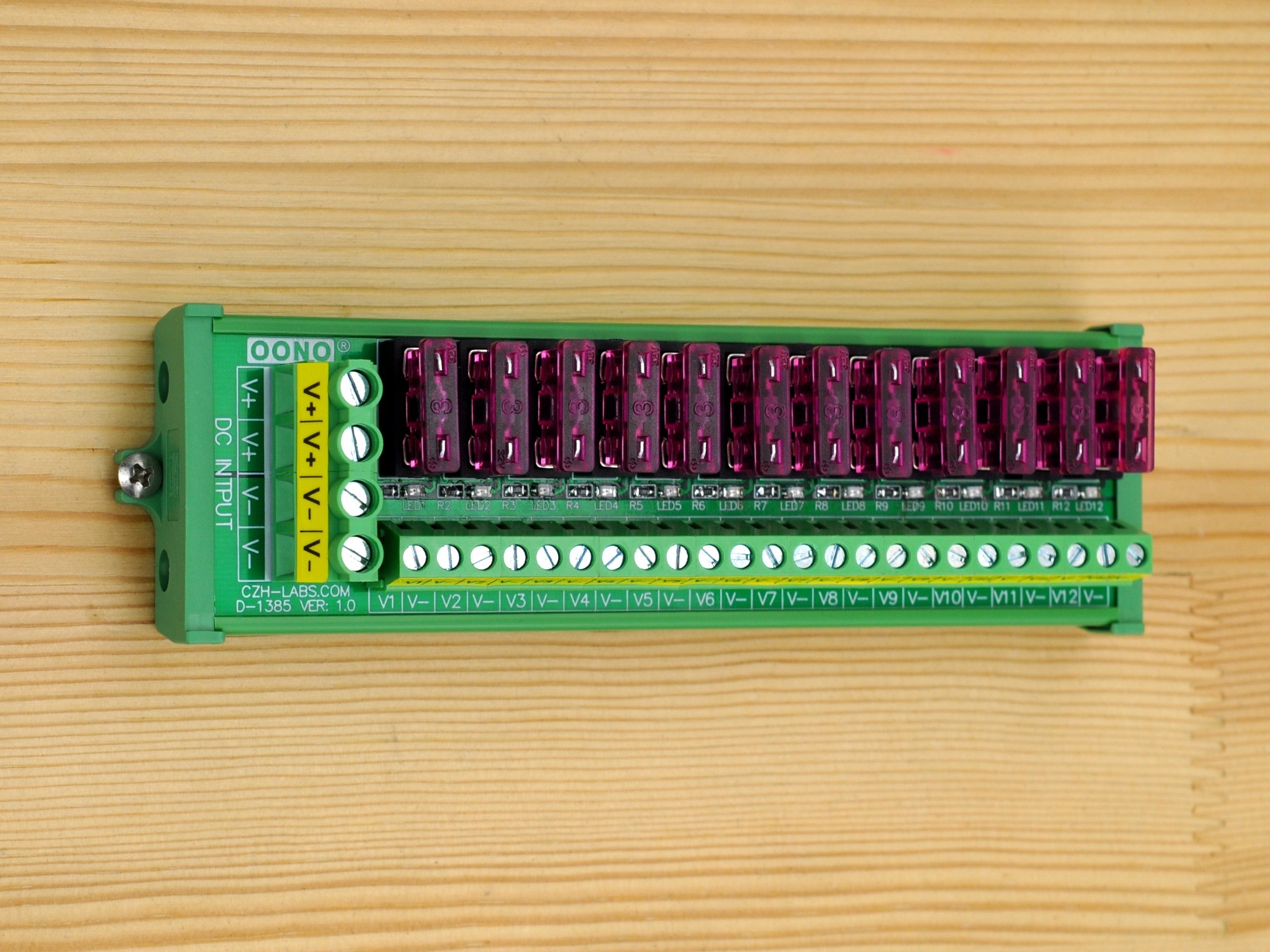 Screw Mount 12 Position DC Power Fuse Distribution Strip Module