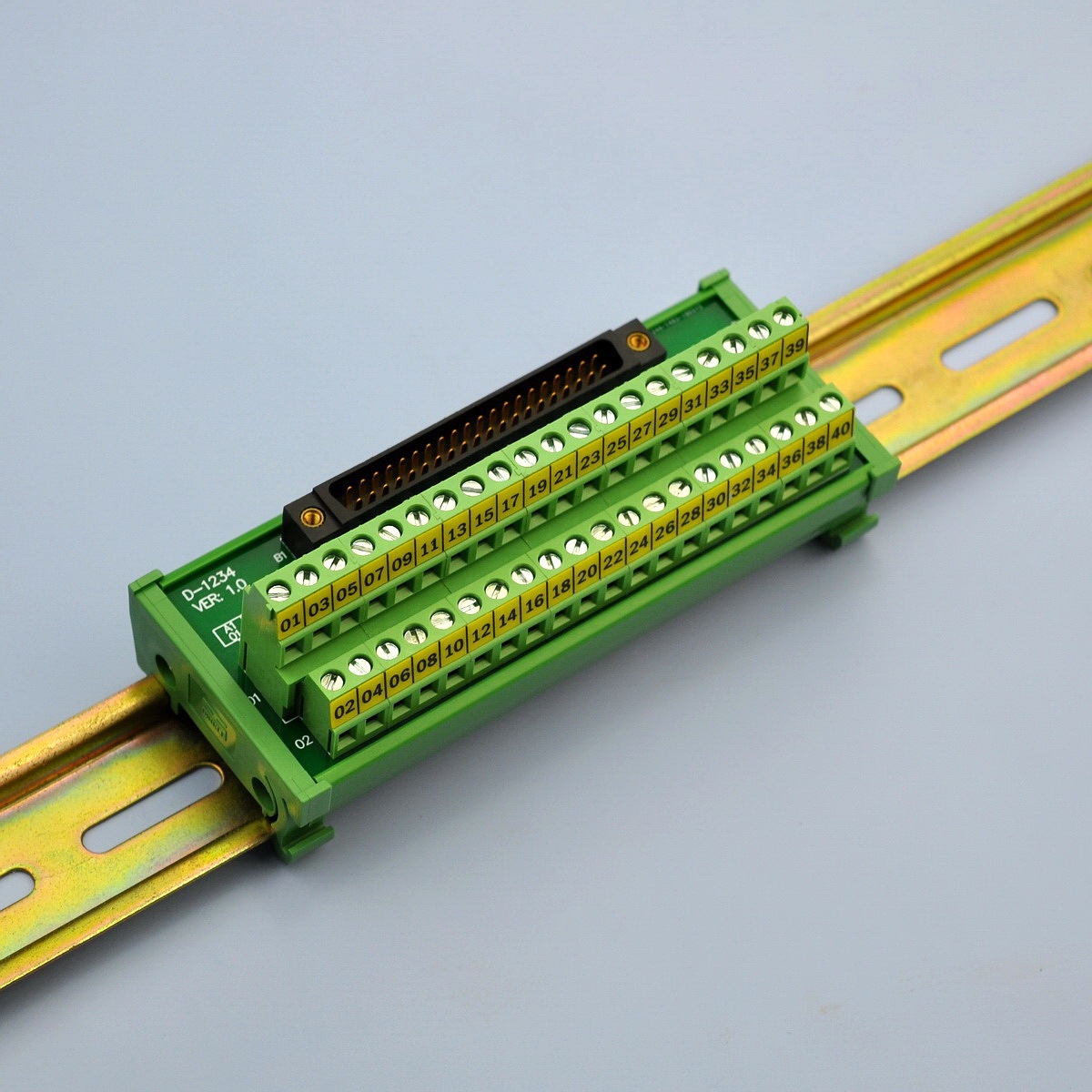 Compatible XW2B-40F5-P 40Pin Rectangular Connector-Terminal Block Conversion Module, for PLC Wiring. MD-D1234T-1