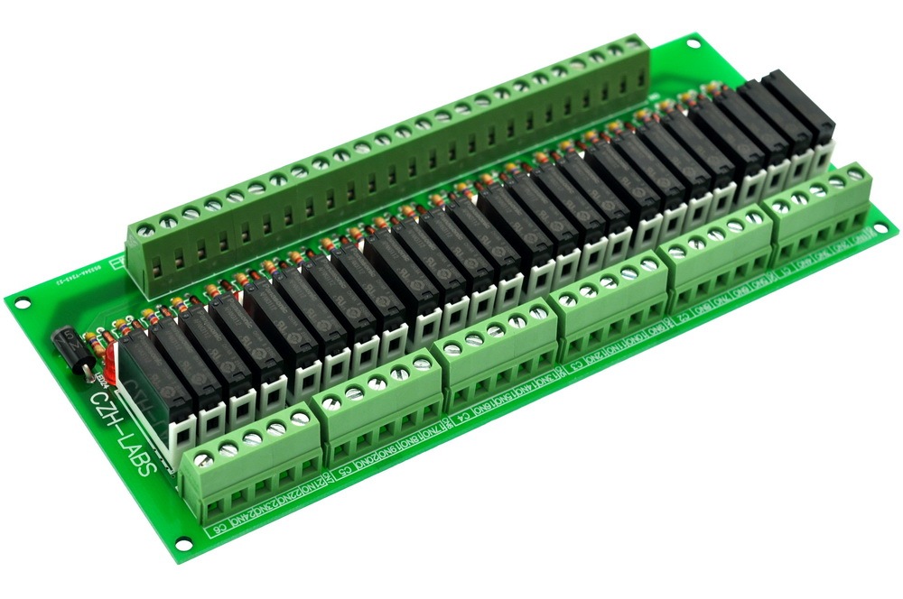CZH-LABS Slim Panel Mount DC12V Source/PNP 24 SPST-NO 5A Power Relay Module, APAN3112