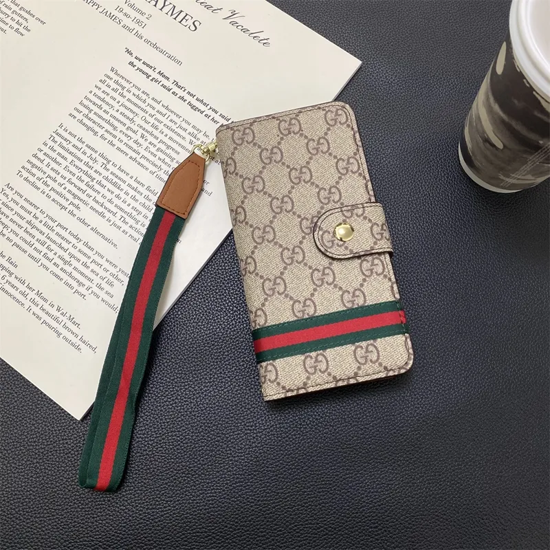 グッチブランド gucci iphone15/15 proケース