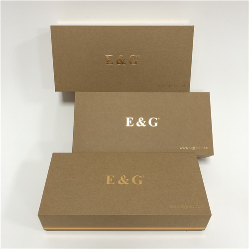 Caja de regalo de caja de papel Kraft marrón personalizado