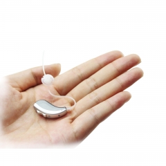FDA批准用于听力损失的迷你助听器