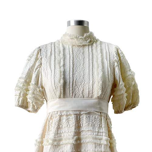 White New Ladies Casual Slim Waist Version Dress