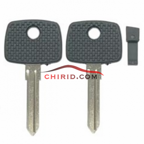 Mercedes Benz HU22 transponder key blank (can put chip inside)          without logo