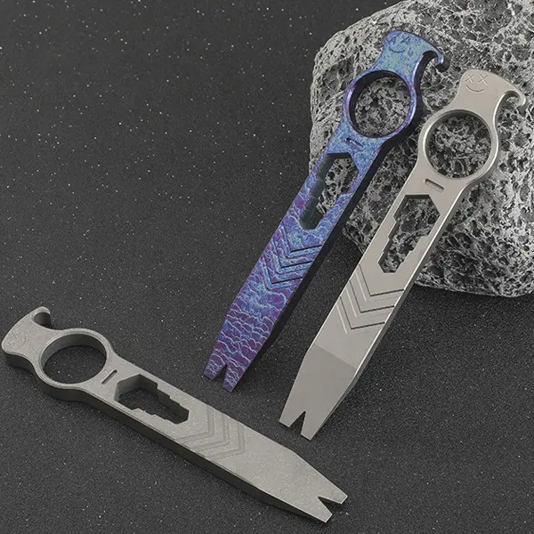 Multi Functional CNC TC4 Crowbar Keychain Prybar EDC Pocket Tool Titanium Pry Bar