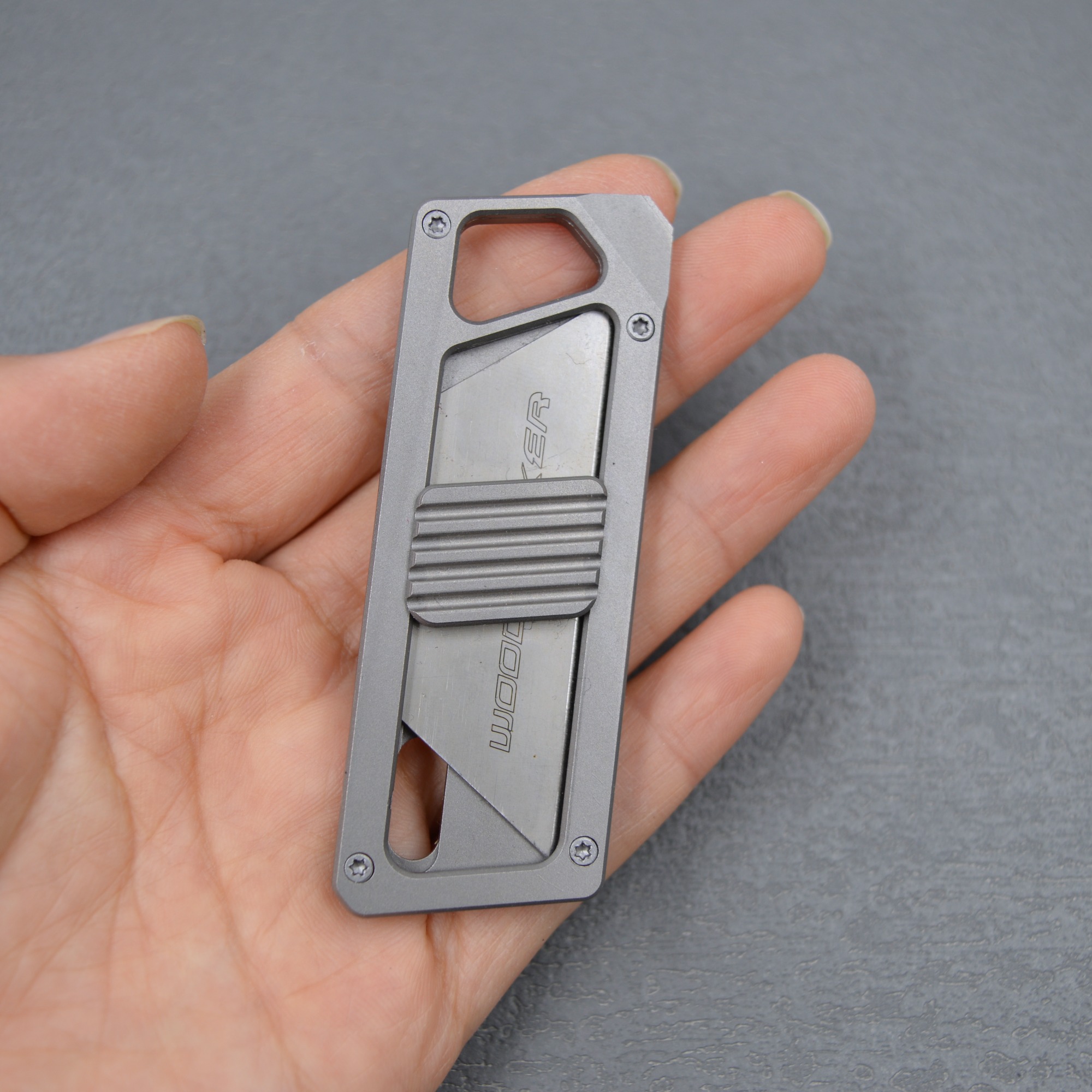 Titanium Multi-Tool Pocket Knife: Lightweight Power for Everyday Carry